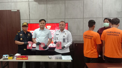 Sembunyikan Narkoba di dalam Anus, Bandar Narkoba dan Kurir Ditangkap di Pelabuhan Karimun