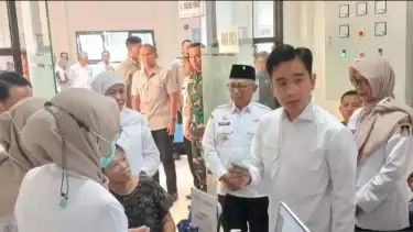 Wapres Gibran Tinjau Layanan Cek Kesehatan Gratis di Blitar