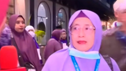 Cerita Seorang Jemaah Haji Diminta Turun dari Pesawat Saudia Airlines saat Ada Teror Bom, Ambarwati: Kita Semua Heboh Waktu Sudah Turun, dalam Pesawat Tetap Tertib