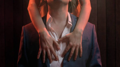 'Woman On Top' Pake Gaya Ngulek Sambel Emang Boleh? Psikolog Klinis Inez Kristanti: Bayangin kaya Kita Lagi Ngulek, Seriusan Gerakannya...