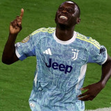 Randal Kolo Muani Akhirnya Bisa Kembali ke Turin? Juventus Siapkan Penawaran Menggoda untuk PSG