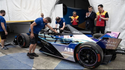 Jadwal Formula E Jakarta 2025: Para Pembalap Akan Jajal Jakarta International Circuit Sore Ini