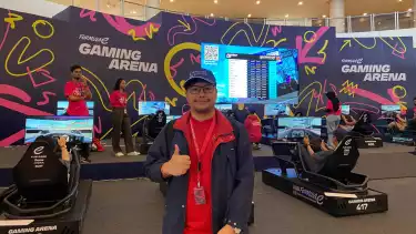 Penonton Formula E merasakan sensasi game simulator Formula E.