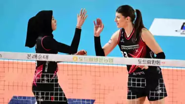 Megawati Hangestri dan Vanja Bukilic