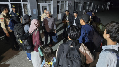 Kemlu Terbangkan WNI dari Iran Besok, Menyusul Situasi Keamanan yang Makin Memburuk