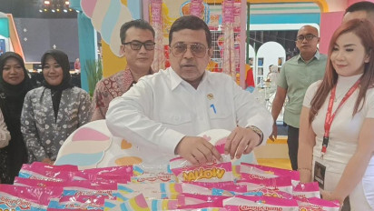 Kunjungi Booth Jajanan Anak di IIHF 2025, Babe Haikal: Produknya Halal dan Bisa Dikonsumsi dengan Baik
