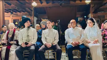 Mulan Jameela berada di samping Al Ghazali