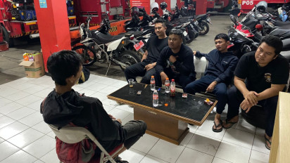 Frustasi hingga Hampir Bunuh Diri, Pria di Bandung Pilih Curhat ke Damkar