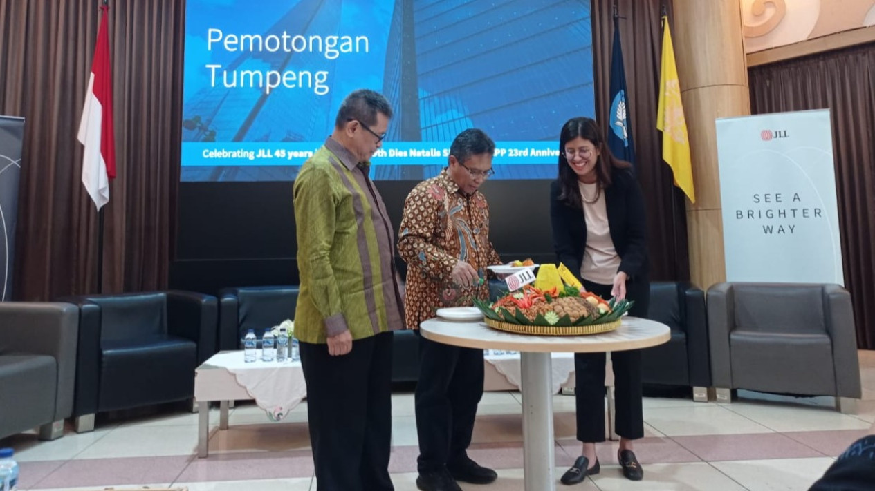 SKSG UI Gelar Diskusi Tren Properti 2025:  Sektor Logistik dan Pergudangan Pemacu Pertumbuhan
            - galeri foto