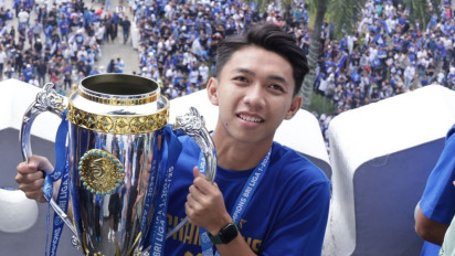 Salut! Bawa Persib Back to Back Juara, Adzikry Raih Gelar Sarjana Pendidikan
