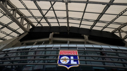 Klub Raksasa Prancis Olympique Lyon Tiba-Tiba Resmi Didegradasi ke Ligue 2 usai Jual Rayan Cherki ke Manchester City