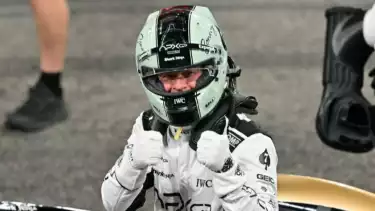 Brad Pitt di Film Formula 1 the Movie