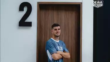 Nick Kuipers Resmi Jadi Pemain Dewa United