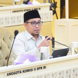 DPR RI Nilai Rencana Prabowo Terapkan Kebijakan WFH Perlu Dikaji secara Komprehensif