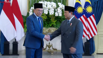 Prabowo dan PM Anwar Gelar Pertemuan Empat Mata Bahas Isu Strategis hingga Kerja Sama Bilateral