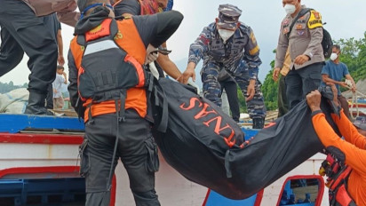 Tim SAR Temukan Mayat Wanita yang Jatuh dari KMP Wira Artha