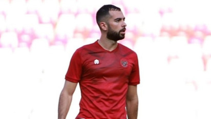 Foto Jordi Amat Pakai Jersey Persija Jakarta Beredar Viral di Media Sosial, Transfer sang Pemain Timnas Indonesia Segera Resmi?