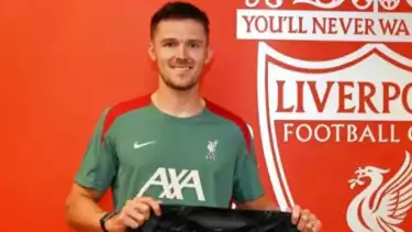 Liverpool resmi mendatangkan Freddie Woodman