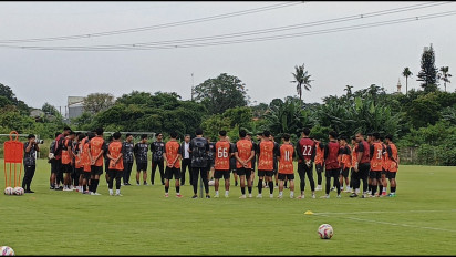 Skuad Belum Lengkap, Begini Suasana Latihan Perdana Persija Jakarta di Bawah Asuhan Mauricio Souza ‎