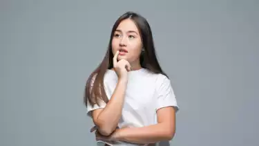 Ilustrasi Wanita Bingung