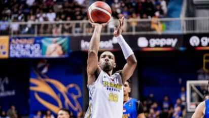 Cetak 40 Poin, Brandis Raley-Ross Bawa Prawira Paksa Gim Ketiga Lawan Satria Muda