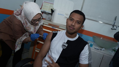 Termasuk Para Pemain Asing Baru, Skuad Persib Bandung Divaksin Jelang Piala Presiden 2025