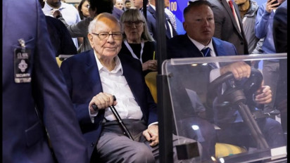 Warren Buffet Kembali Sumbangkan Hartanya Senilai 6 Miliar Dolar AS: Hampir  Rp100 Triliun Untuk Lima Yayasan Ini