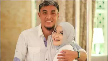 Gunawan Dwi Cahyo dan Okie Agustina