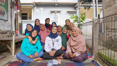 Bersama Program Mekaar, PNM Terus Cetak Ibu-Ibu Rumah Tangga Penyokong Ekonomi Keluarga