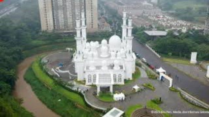 Kunjungi Masjid At Thohir, Mantan Kepala BIN: Kecintaan yang Tulus