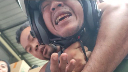 Seorang Kurir di Pamekasan Dianiaya Customer hingga Terluka Gegara Barang Tak Sesui Pesanan