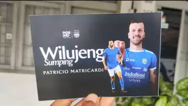 Kapan Terakhir Kali Dapat Kartu Pos? Persib Gunakan Cara Ini untuk Kenalkan Rekrutan Terakhir Pemain Asing