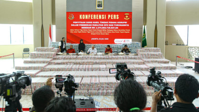 Berita Foto: Tumpukan Rp1,3 Triliun Uang Sitaan Kasus Korupsi Ekspor CPO