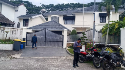 Usai Geledah Rumah Topan Ginting di Royal Sumatera, KPK Bawa 3 Koper