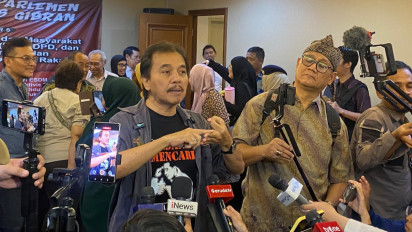 Sebarkan Hoaks Pembuat Ijazah Palsu Jokowi, Paiman Raharjo Polisikan Roy Suryo Cs