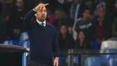 Giovanni van Bronckhorst, mantan rekan seperjuangan pelatih Timnas Indonesia, Patrick Kluivert resmi jadi asisten pelatih Liverpool