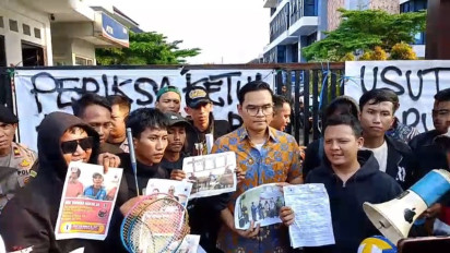 Tuntut Periksa Pihak yang Terlibat Dugaan Kasus Korupsi di Dispora, Kejari Kota Bekasi Digeruduk Massa