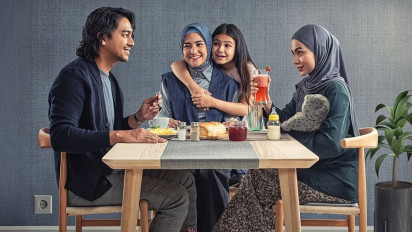 Ketika Luka Pengkhianatan Membalut Cinta dalam Balutan Spiritualitas dalam Film: La Tahzan: Cinta, Dosa, Luka… 