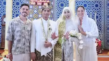 Giovanna Milana dan suami hadiri prosesi akad nikah Megawati Hangestri dan Dio Novandra