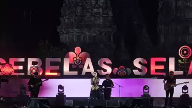 Bernadya di Prambanan Jazz Festival