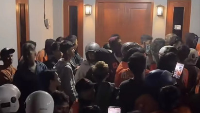 Viral Ratusan Kurir ShopeeFood Yogyakarta Geruduk Rumah Customer usai Rekan Diperlakukan Kasar, Puluhan Polisi Berjaga