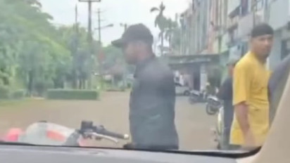 Gerombolan Debt Collector Ancam Rampas-Bakar Mobil Pria di Bekasi, Pelaku Ditangkap