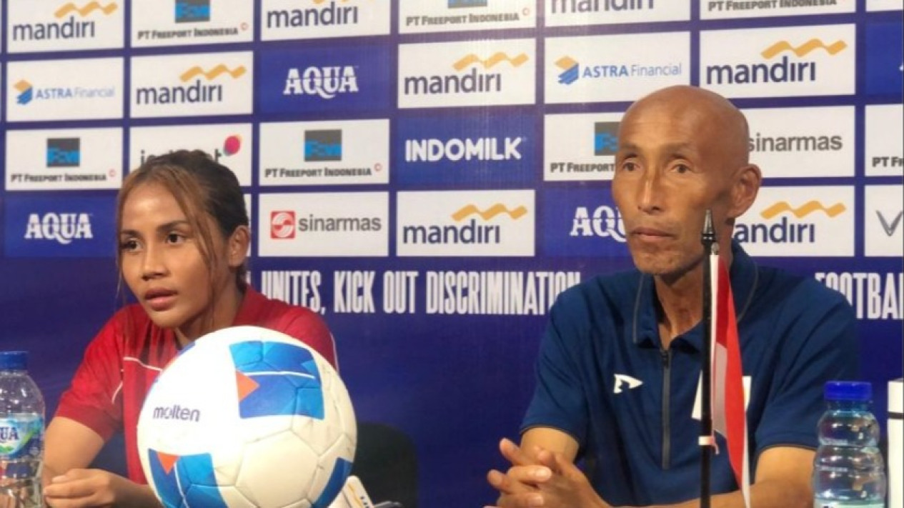 Meski Gagal ke Piala Asia Wanita, Kapten Timnas Indonesia Putri Tetap Neri Pujian Setinggi Langit ke Pelatih Satoru Mochizuki
            - galeri foto
