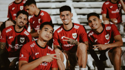 Jay Idzes Bicara Jujur Bedanya Main Bareng Mees Hilgers dan Rizky Ridho: Keduanya Pemain Bagus, Tetapi…