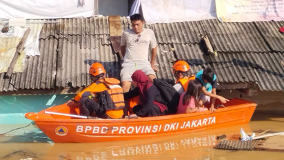 50 RT di Jakarta Tergenang Akibat Hujan Deras, 371 Jiwa Mengungsi