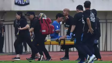 Achmad Jufriyanto cedera