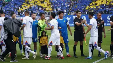 Kapten Persib Achmad Jufriyanto Mengalami Patah Tulang Rusuk