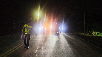 Tabrakan Bus dan Mobil di Gresik, Pasutri Asal Suci Manyar Tewas, Anak Selamat