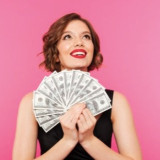 6 Shio yang Akan Mendapat Keberuntungan dan Kesuksesan Finansial pada 14 April 2026, Siapa Aja?