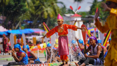 Pacu Jalur Viral di TikTok! Tradisi Sakral Riau Ini Jadi Sorotan Dunia Berkat Bocah Penari dan Tren “Aura Farming”